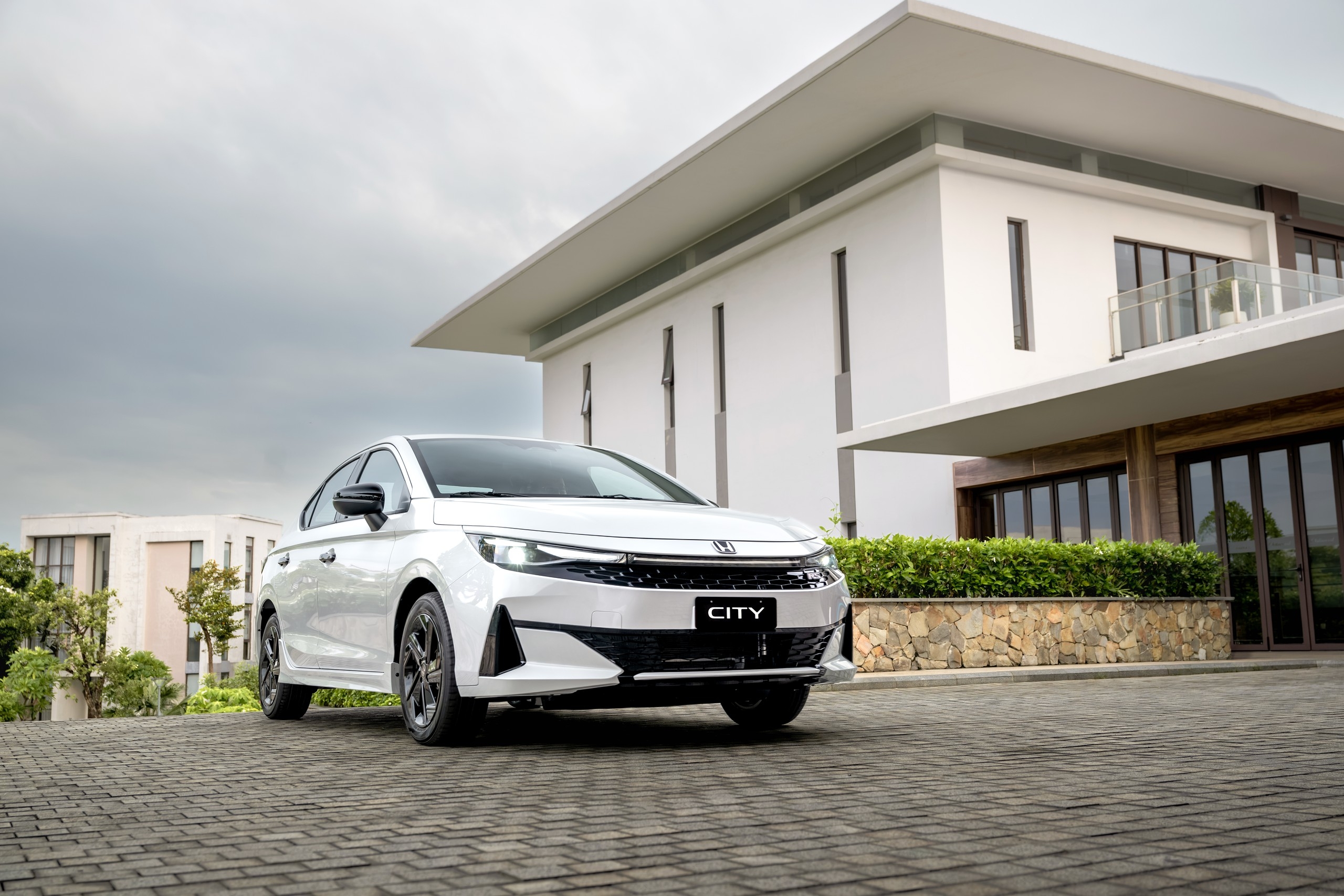 Honda CITY nâng cấp mới 2026 chính thức ra mắt, giá không đổi. Honda Ôtô Khánh Hòa - Nha Trang | Hotline 0905 254 255 
